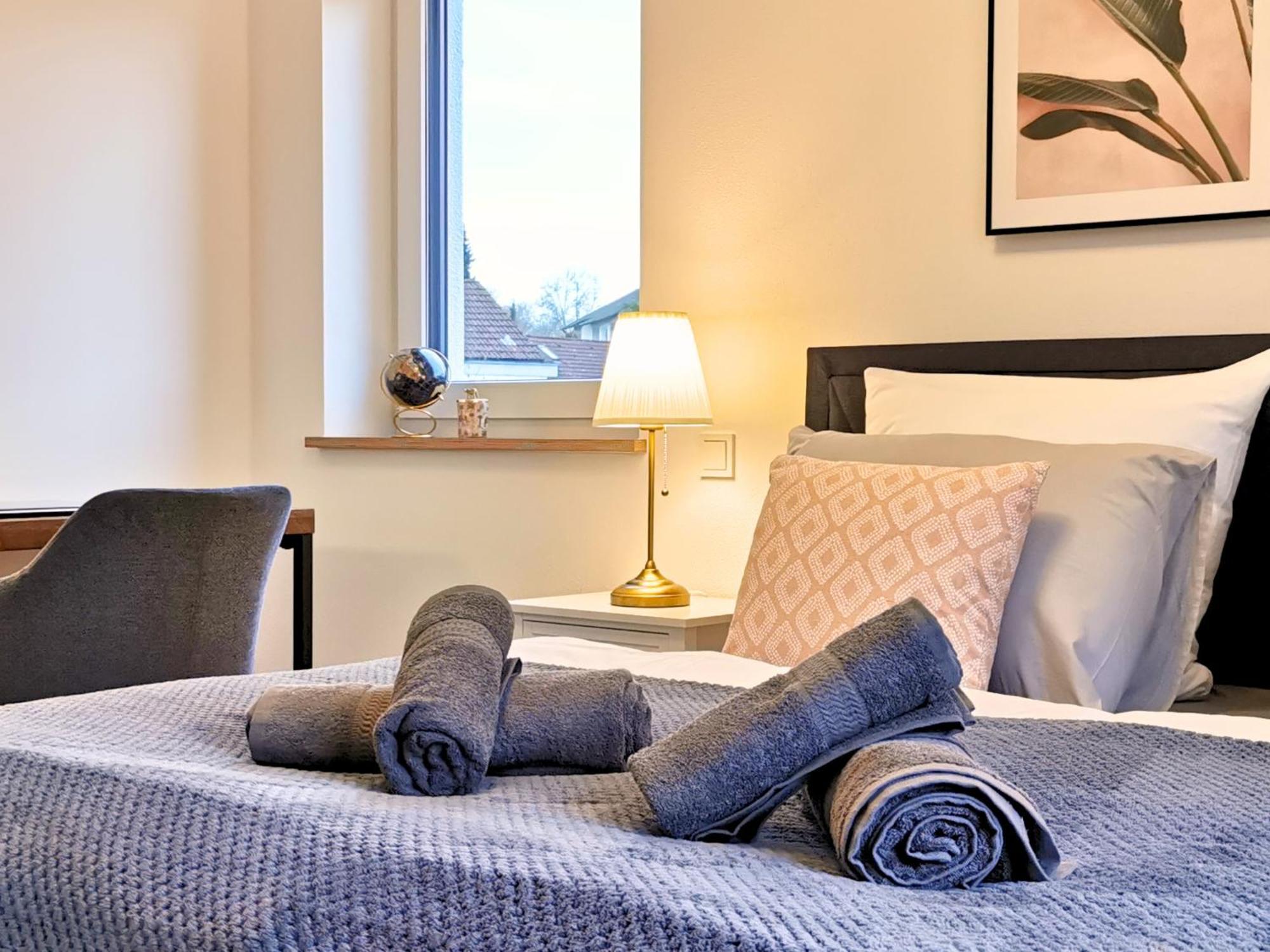 Apartament Fynbos Penthouse Deluxe, Balkon, Parkplatz Straubing Zewnętrze zdjęcie